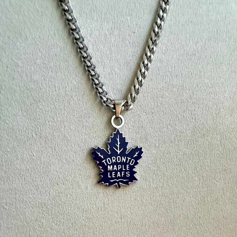 Toronto Maple Leafs - 5mm Cuban - 22" Silver Chain - Hockey - Christmas Gifts